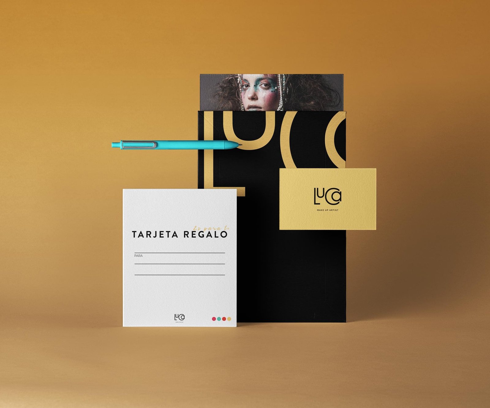 Diseño gráfico de la papelería, logotipo e identidad visual de Lucía Camarena