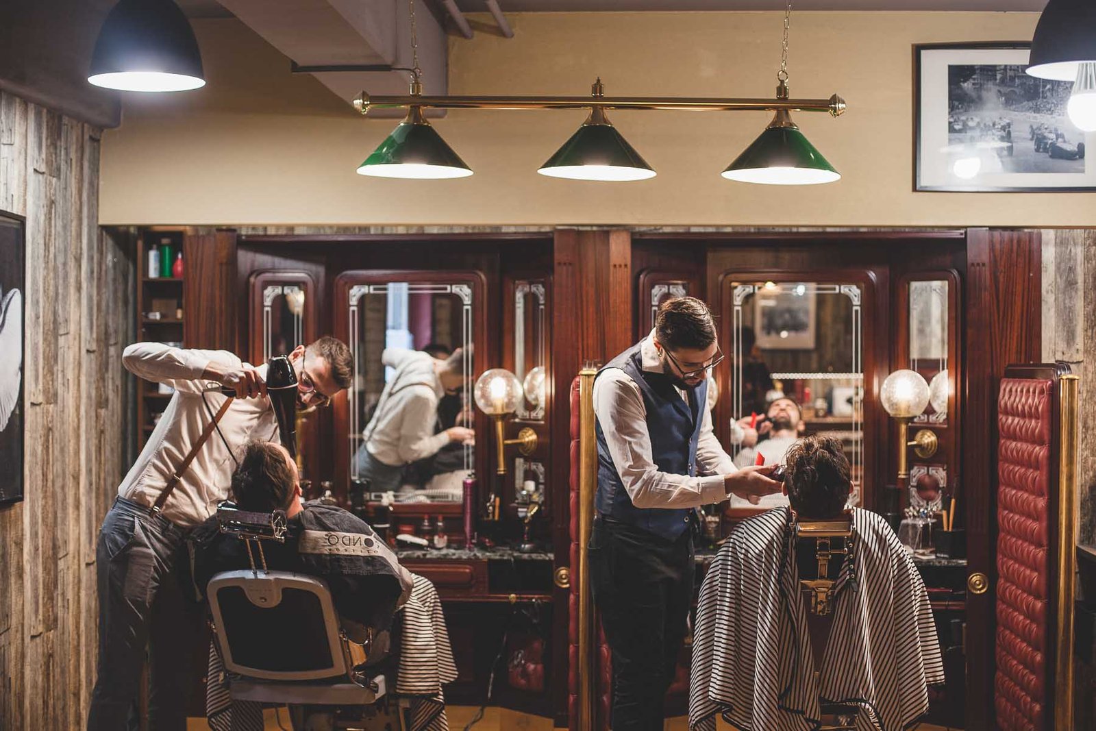 fotografía profesional del interior de la barbería The Heritage
